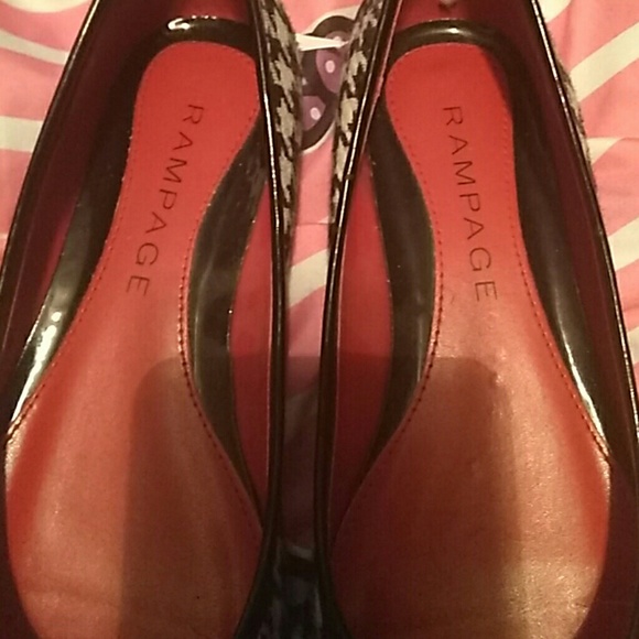 Loafers - Picture 2 of 4